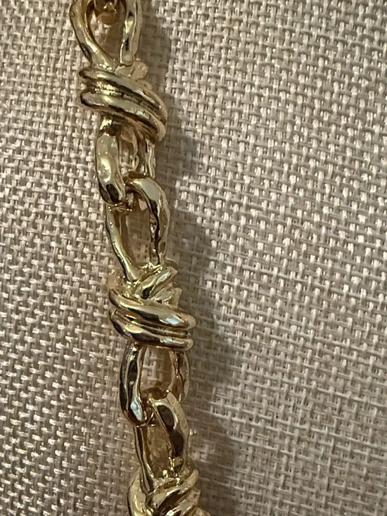 Chunky Goldtone Toggle Chain Link Necklace - Picture 4 of 7